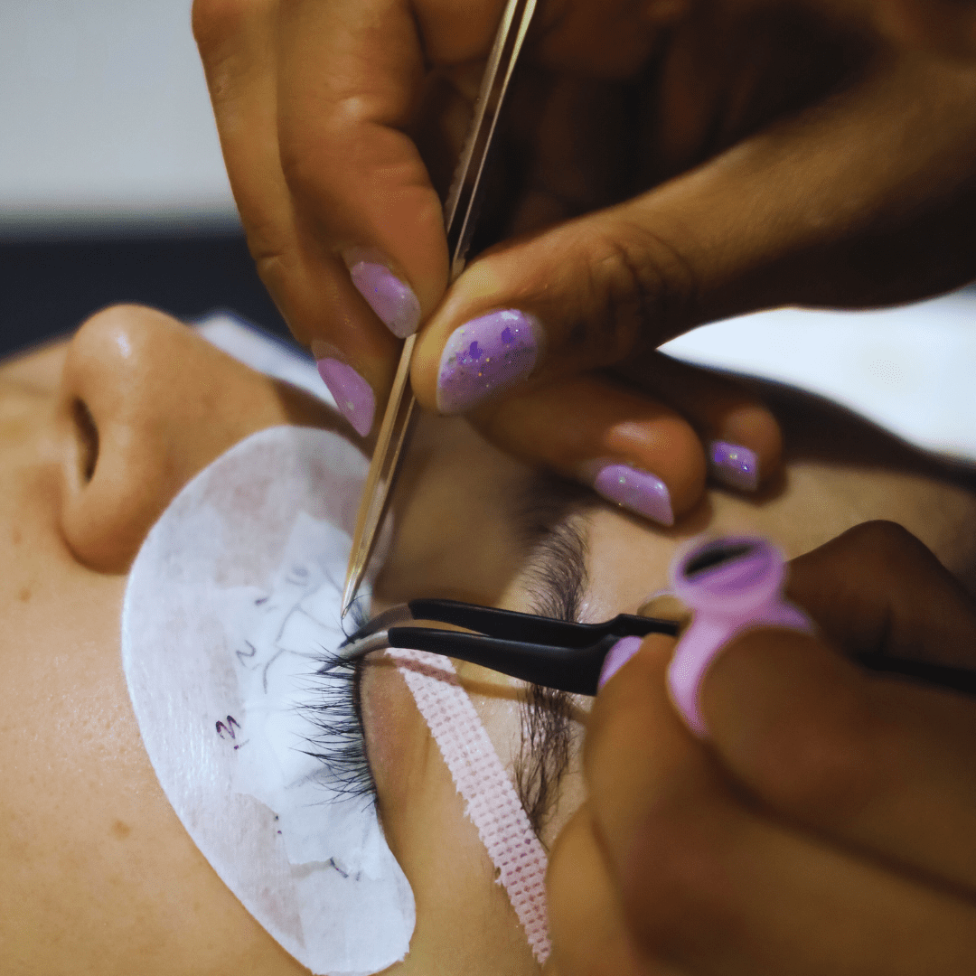Eye Lash Extension Services 4