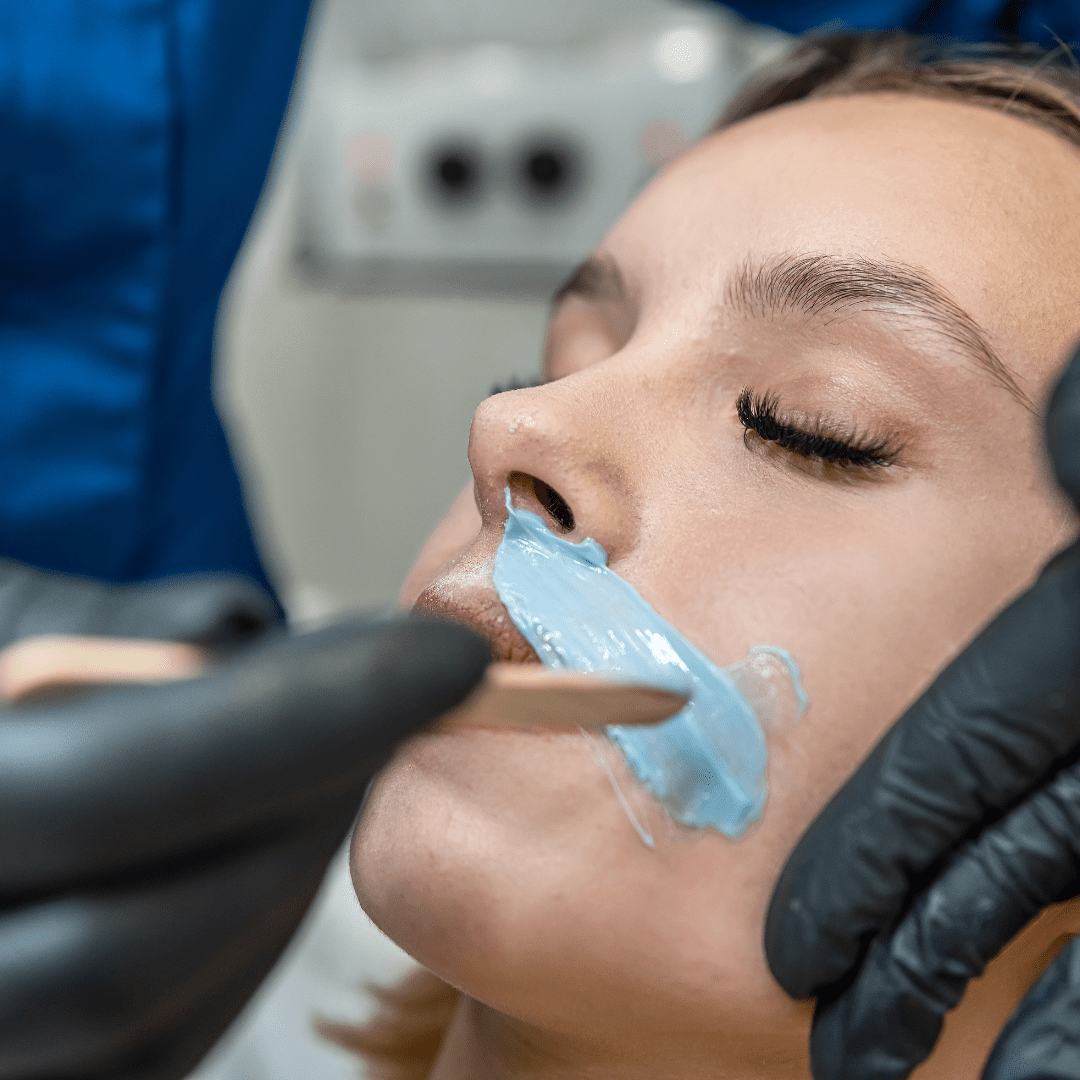 Women Waxing & Hair Removal 4